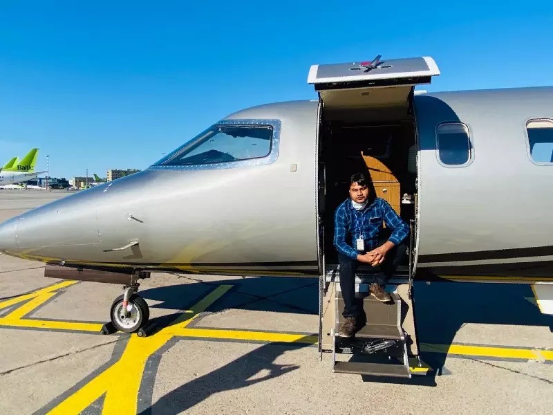 Air Ambulance Medicare life support Ambulance Gurgaon